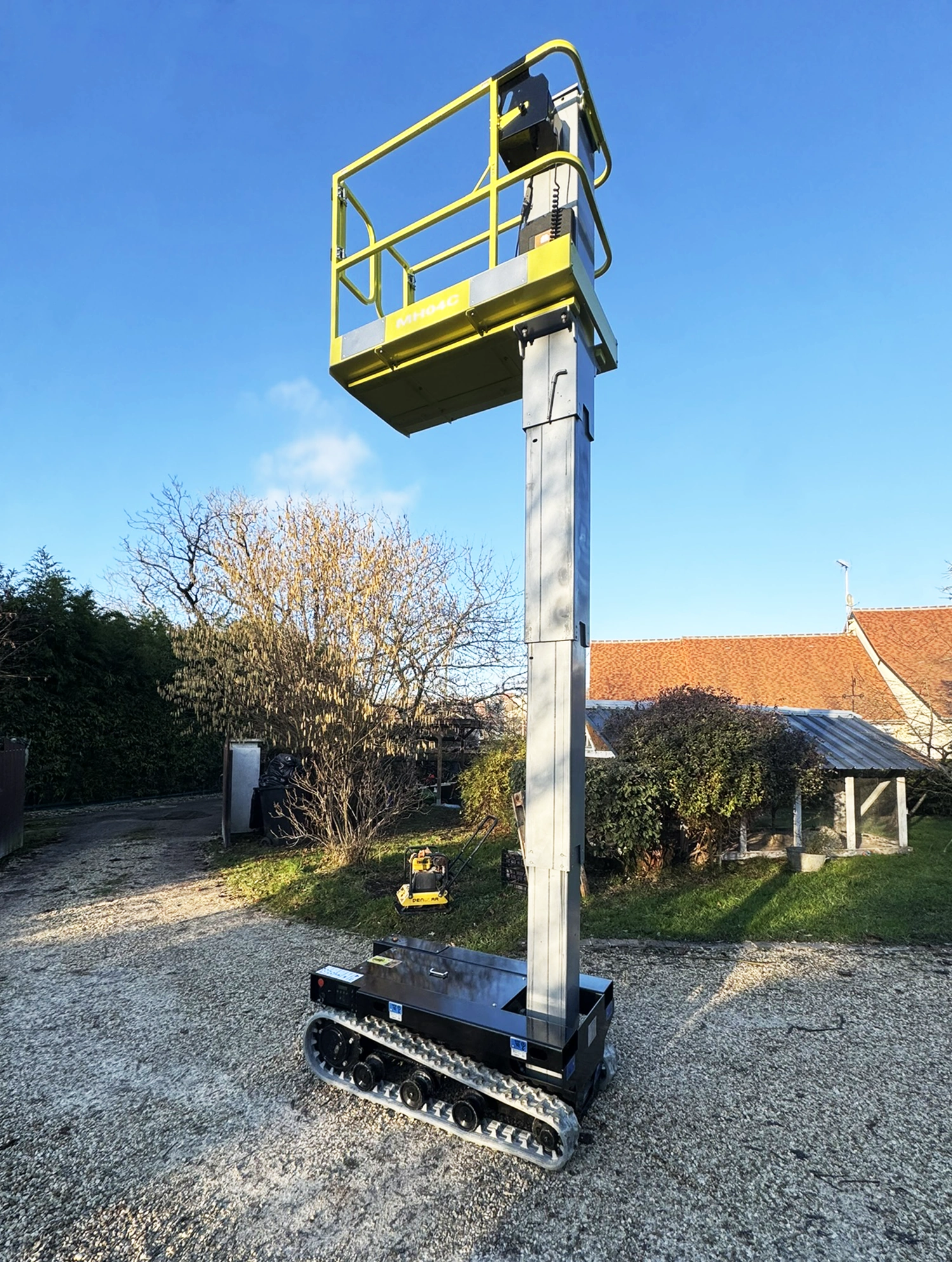 Nacelle sur chenilles professionnelle Zentrax Microlev 400 - panier levé