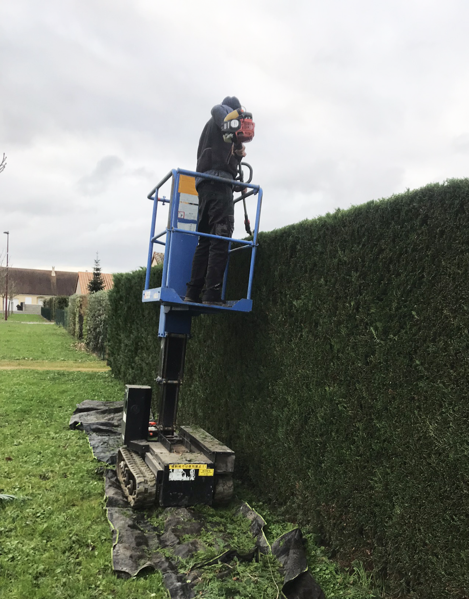 Nacelle sur chenilles pour travaux en extérieur