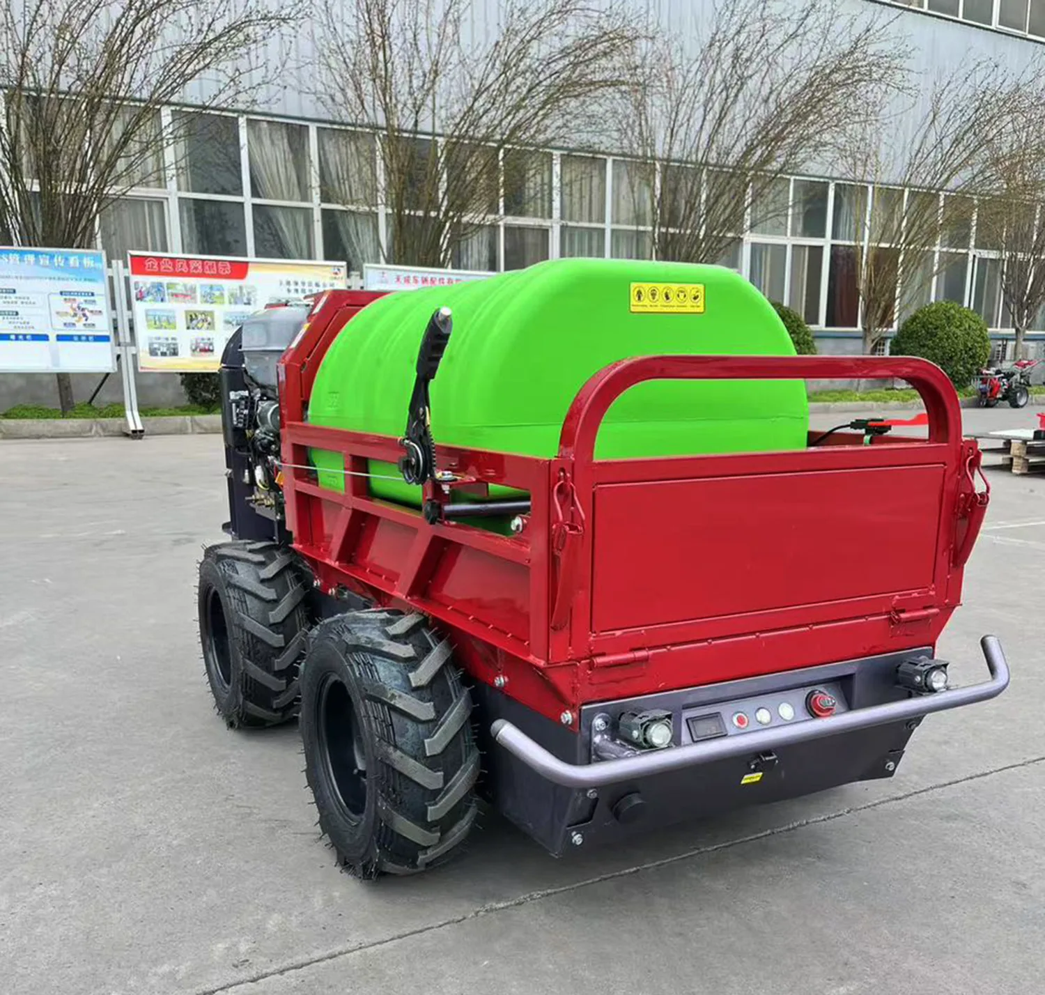 Transport radiocommandé professionnel Zentrax — vue de profil